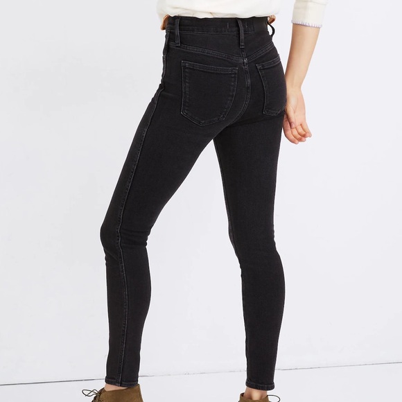 Madewell 10” High-Rise Skinny Jeans in Starkey Wash Black, size 24 - Picture 3 of 7